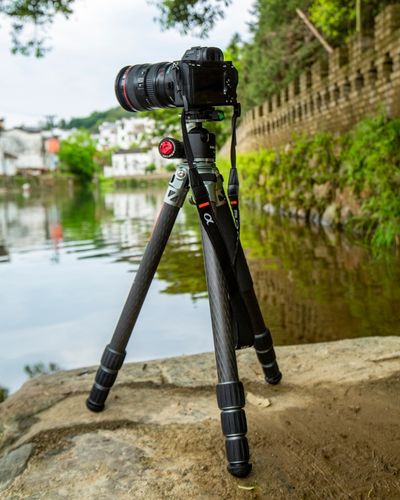 carbon camera tripod for photography