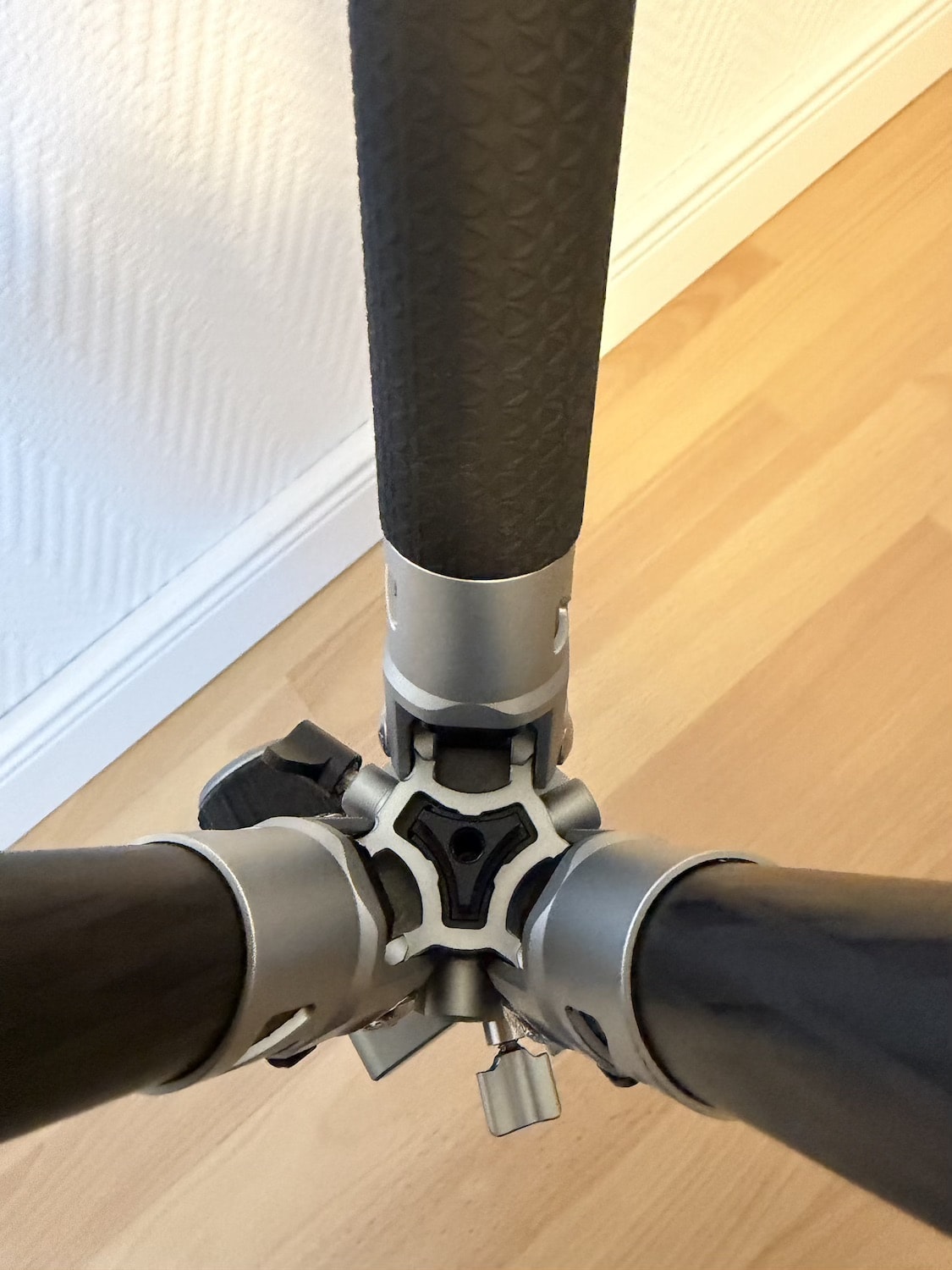 Mountain Series Carbon Stativ C83S Set mit TX30 Stativkopf und Mittelsäule