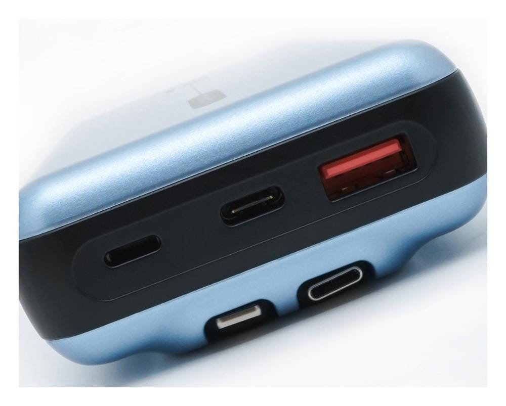 PATONA Premium Powerbank Stark 1.0 PD65W 20.000 mAh mit 2 integrierten Ladekabeln USB‑C und Lightning PATONA Premium Powerbank Stark 1.0 PD65W 20.000 mAh mit 2 integrierten Ladekabeln USB‑C und Lightning