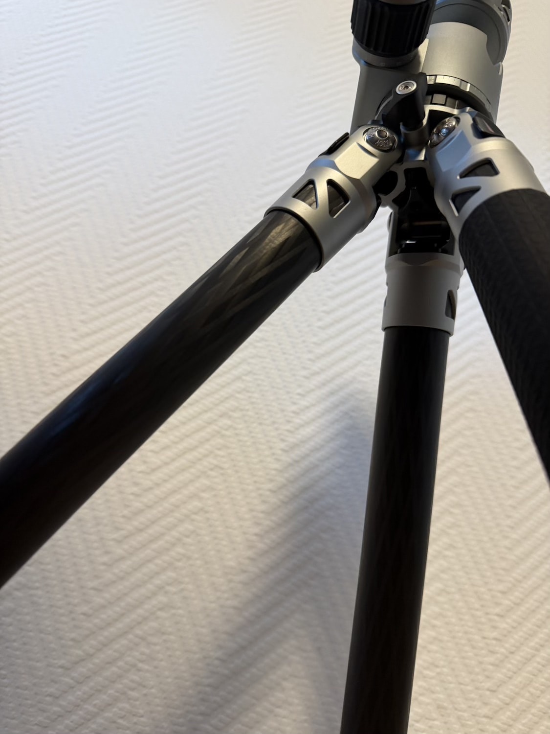 Mountain Series Carbon Stativ C83S Set mit TX30 Stativkopf und Mittelsäule Mountain Series Carbon Stativ C83S Set mit TX30 Stativkopf und Mittelsäule