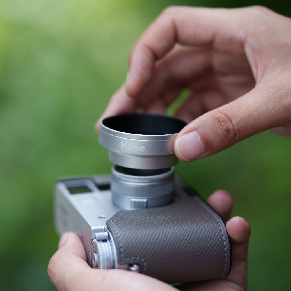 Magnetische Gegenlichtblende (Silber) für Fujifilm X Half Kamera Magnetische Gegenlichtblende (Silber) für Fujifilm X Half Kamera