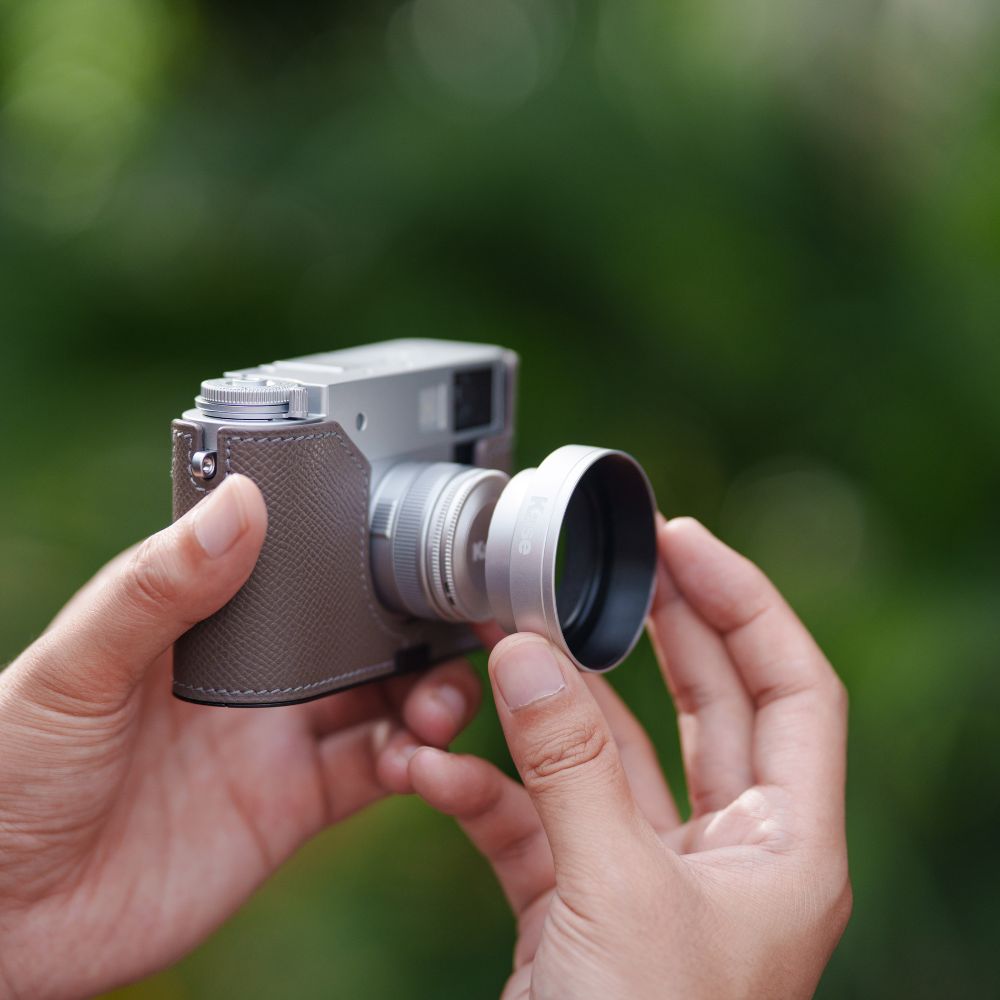 Magnetische Gegenlichtblende (Silber) für Fujifilm X Half Kamera Magnetische Gegenlichtblende (Silber) für Fujifilm X Half Kamera