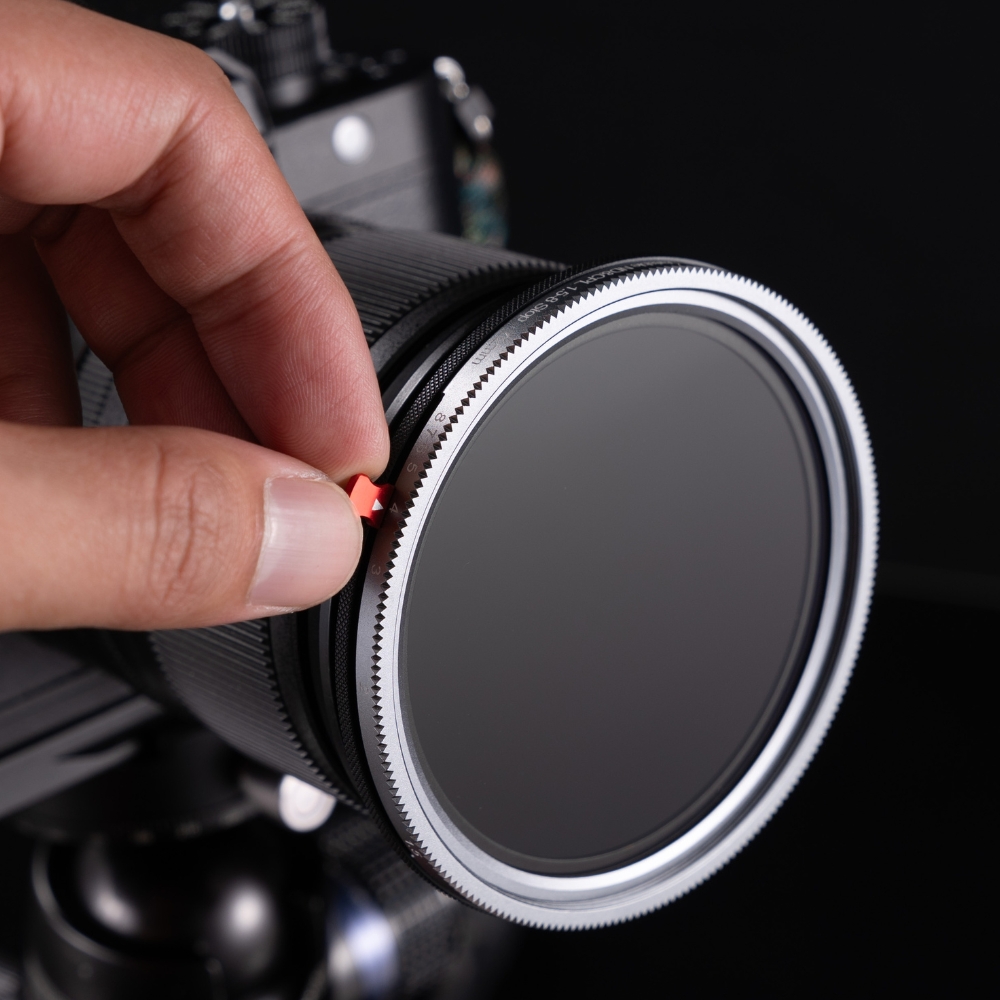 ROUND variabler Einschraub VND mit CPL 1.5-8 Stops inkl. Objektivdeckel